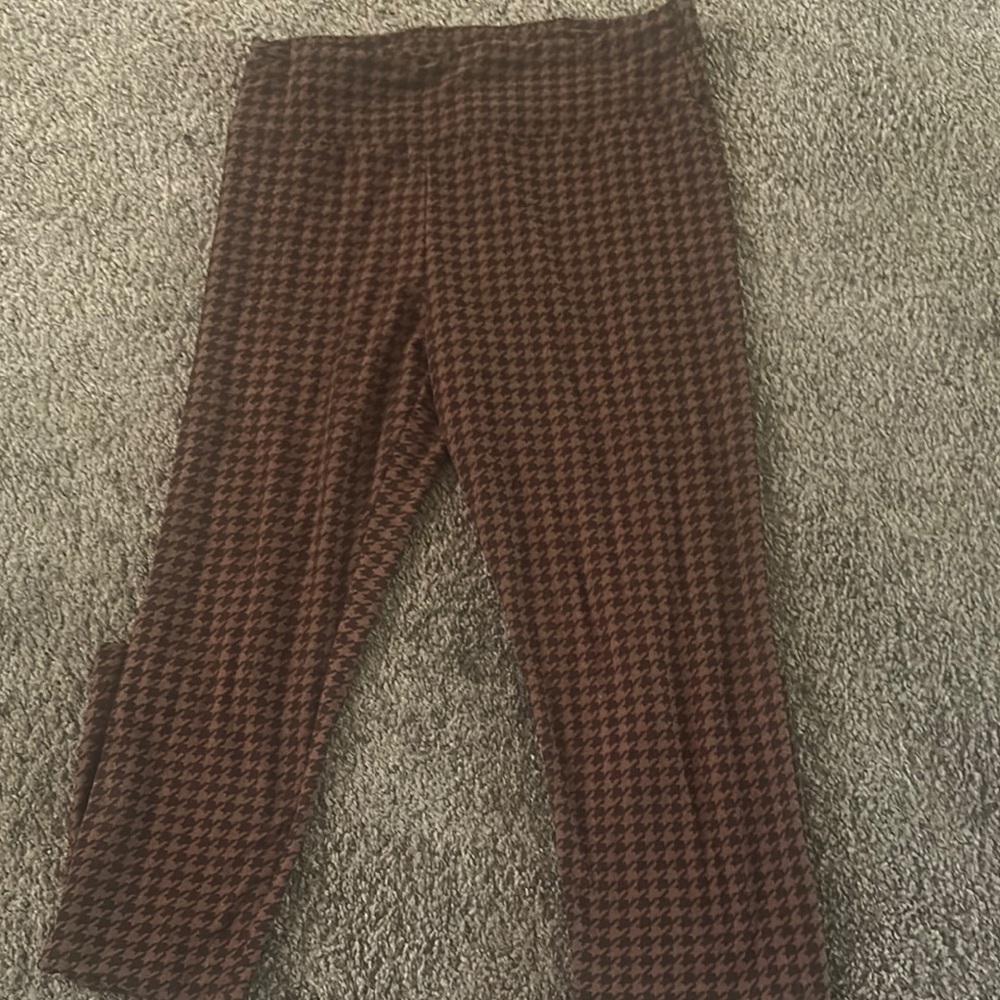 Time and Tru Brown Houndstooth Leggings